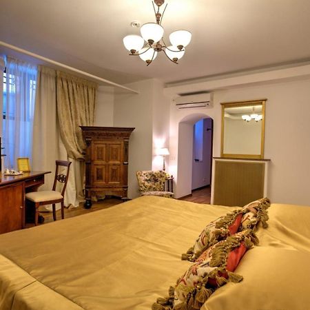 The Vintage - Wonderful Apartment In Best Location クラヨーヴァ エクステリア 写真