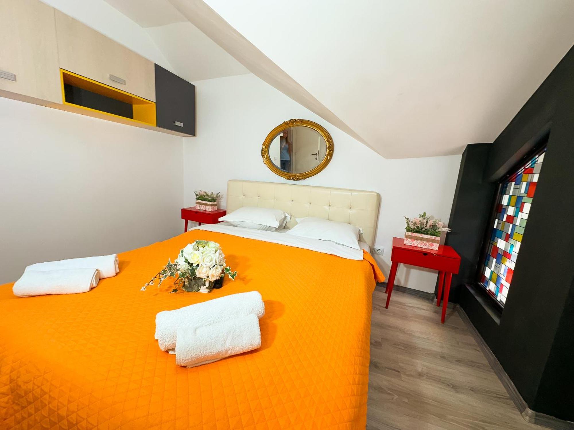 The Vintage - Wonderful Apartment In Best Location クラヨーヴァ エクステリア 写真