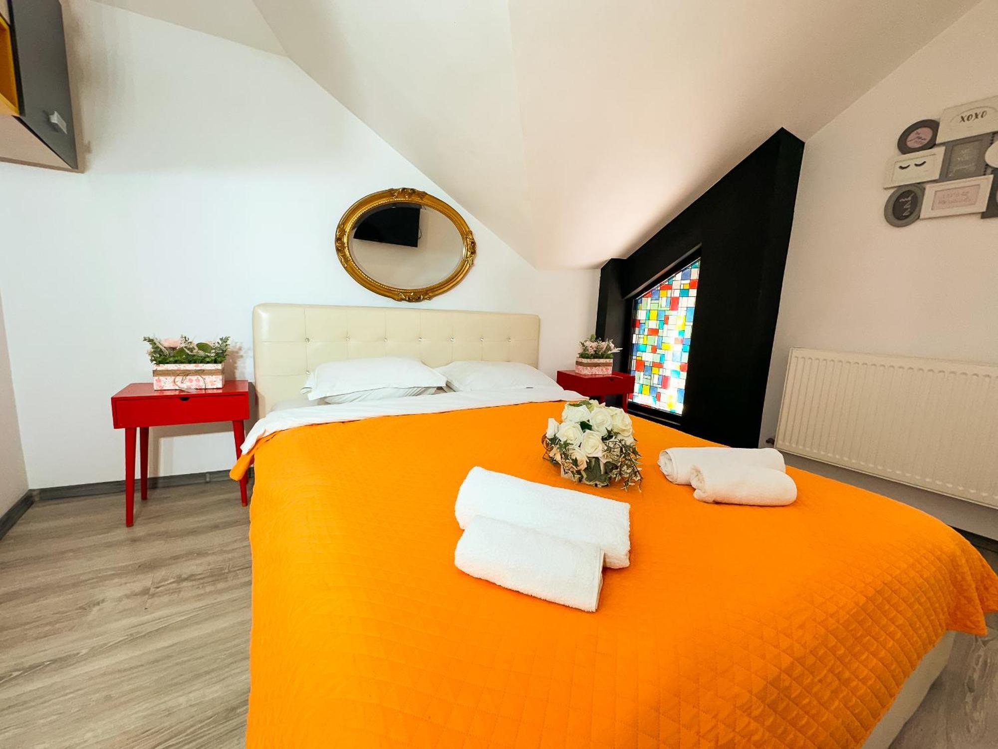 The Vintage - Wonderful Apartment In Best Location クラヨーヴァ エクステリア 写真
