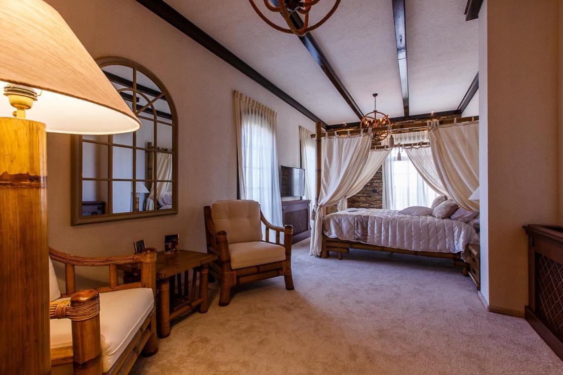 The Vintage - Wonderful Apartment In Best Location クラヨーヴァ エクステリア 写真